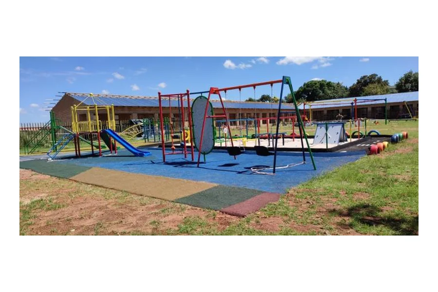Jungle Gyms & Outdoor Learning product range